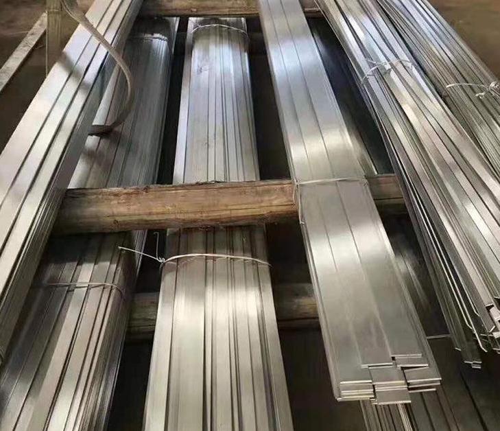 扁鋼.jpg 扁鋼.jpg